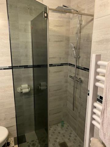 Appartement Face A La Mer Et Au Port Saint Laurent Du Var Avec Jardin Privatif Экстерьер фото